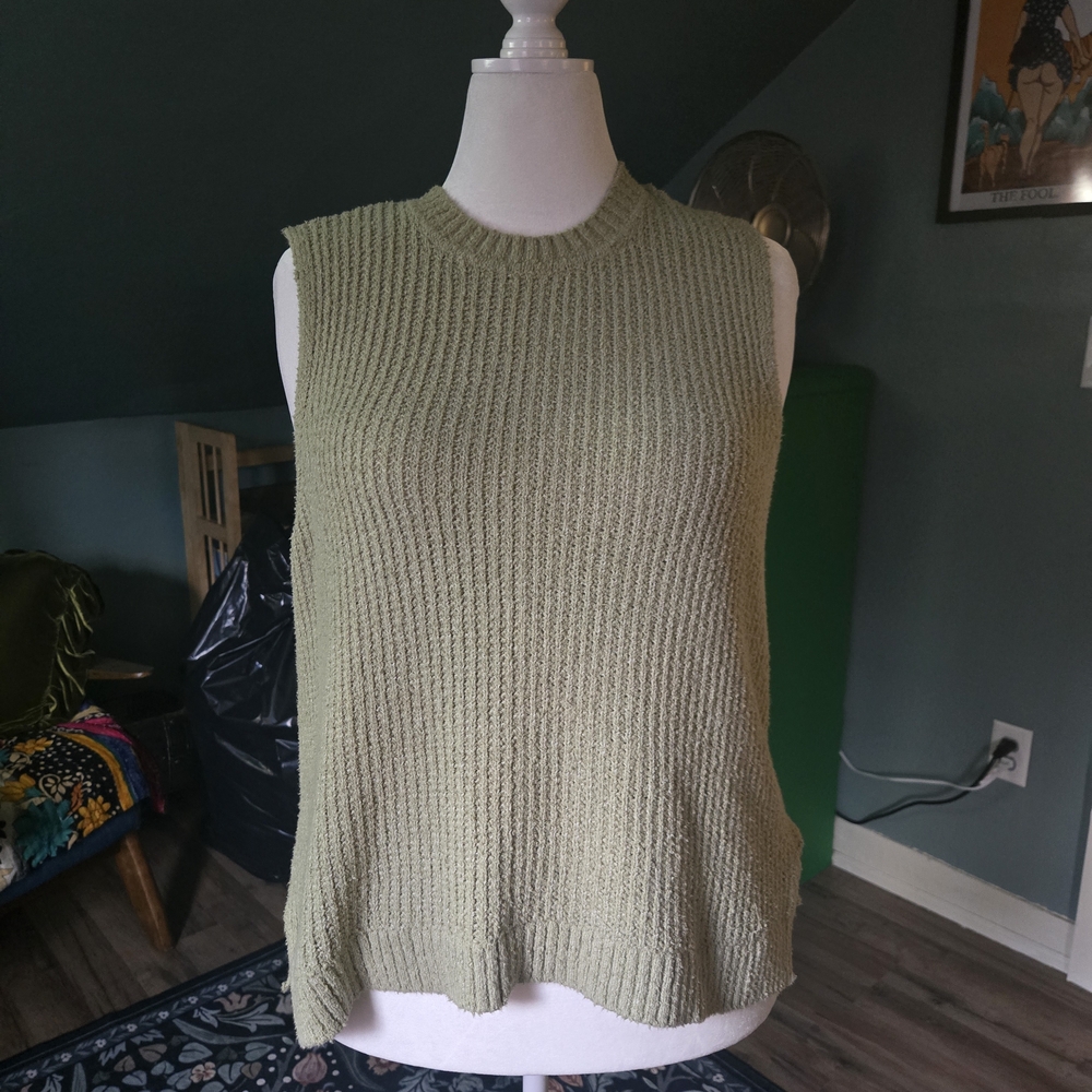 Abercrombie & Fitch Knit Vest in Sage Green